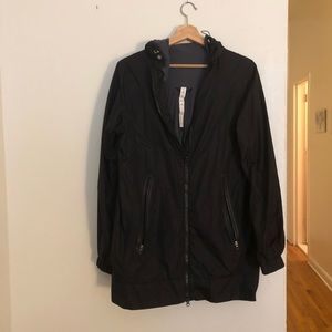 Lululemon raincoat